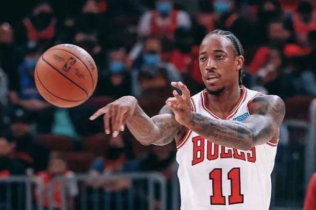  魔术班凯罗当选年度最佳新秀  